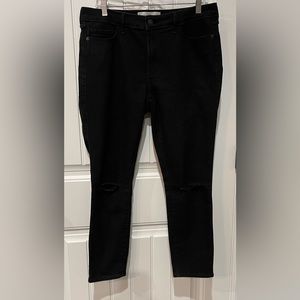 ✨✨Abercrombie & Fitch Women's Ankle Jeans✨✨